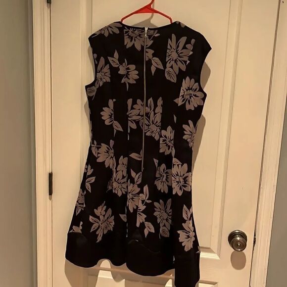 Gabby Skye party dress Size 14 - Picture 3 of 3